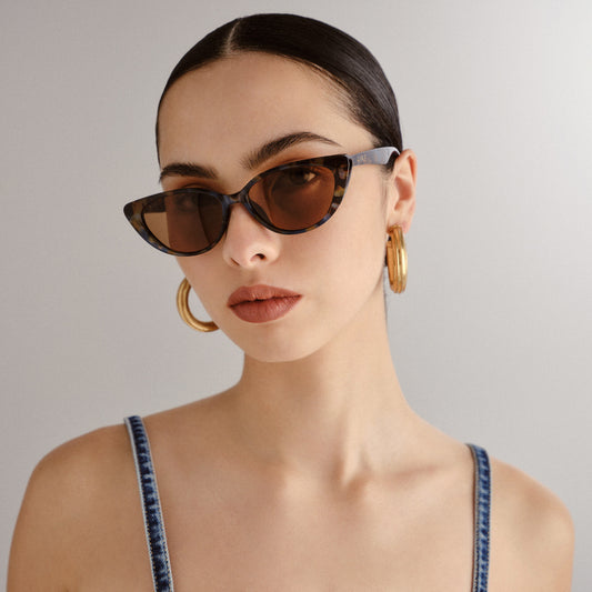 Amalthea Galaxy Tort Female Cat-Eye Sunglasses | Aire