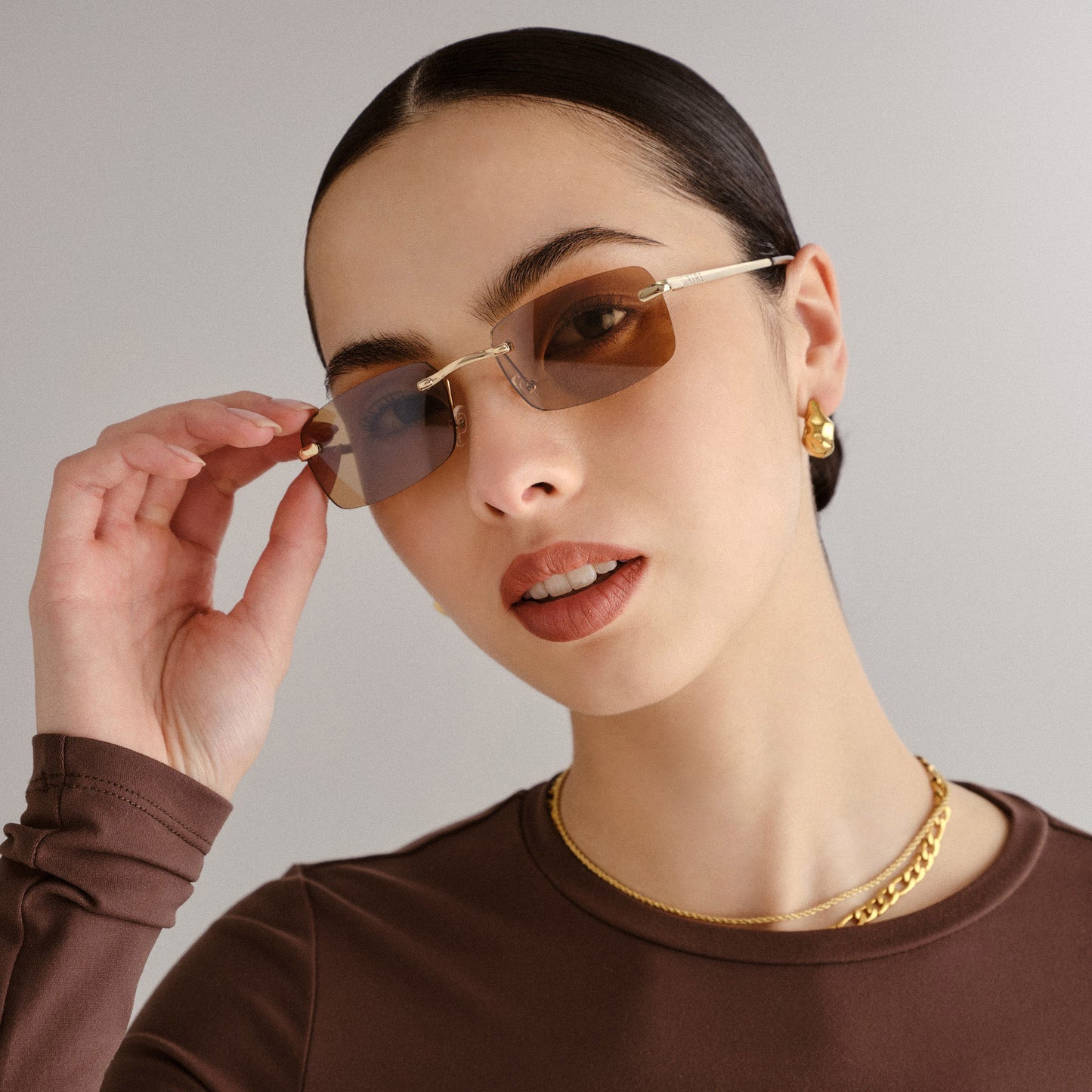 Ursa Bright Gold Uni-Sex Rectangle Sunglasses | Aire