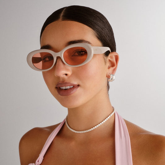 Epsilon Putty Female Oval Sunglasses | Aire