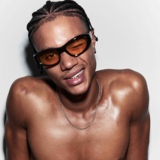 Blackout Black Uni-Sex Cat-Eye Sunglasses | Aire