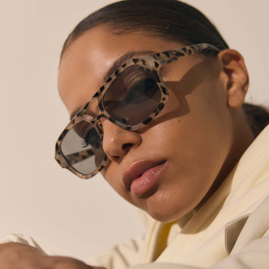 Aquarius Cookie Tort Female Aviator Sunglasses | Aire