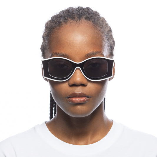 Sauron Monochrome Female Oval Sunglasses | Aire