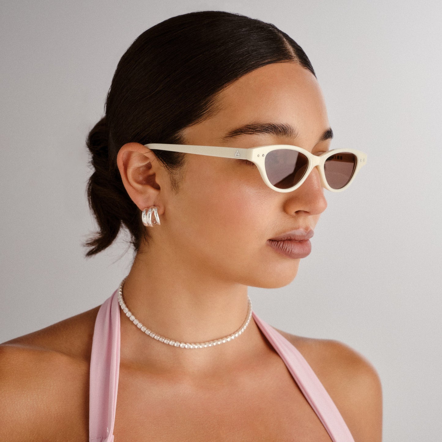 Cybeles Ivory Female Cat-Eye Sunglasses | Aire