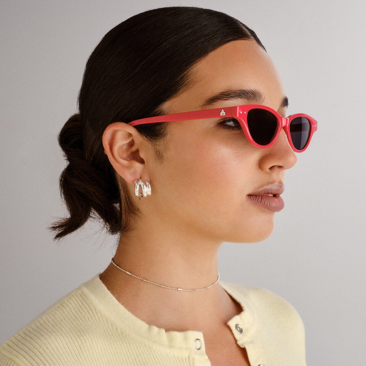 Cybeles Scarlet Female Cat-Eye Sunglasses | Aire