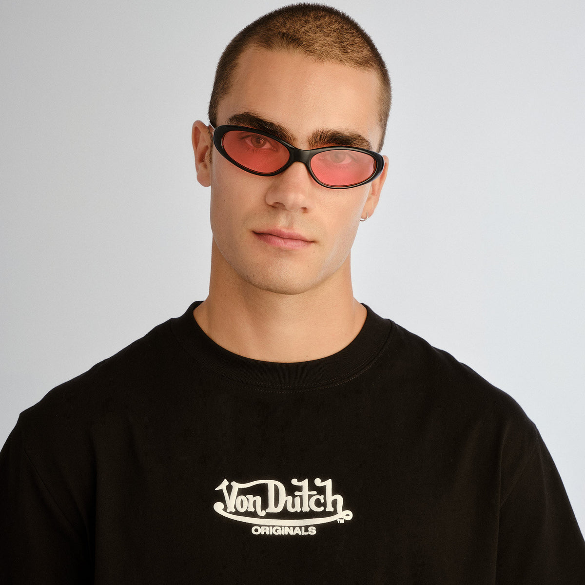 Poison Black Uni-Sex Oval Sunglasses | Aire