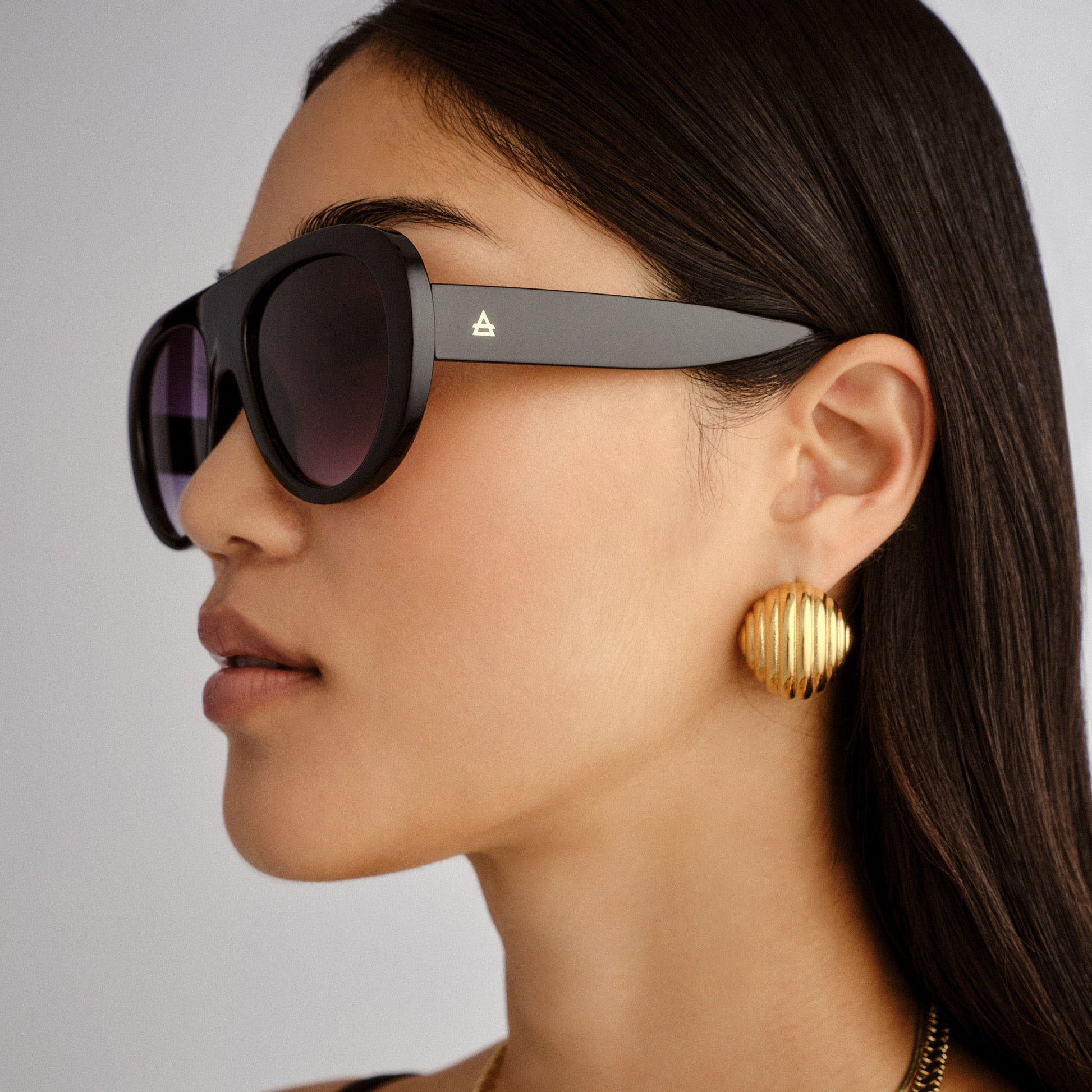 Satellite Black Uni-Sex Aviator Sunglasses | Aire