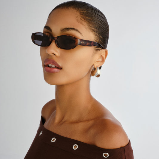 Caellum Dark Tort Uni-Sex Oval Sunglasses | Aire