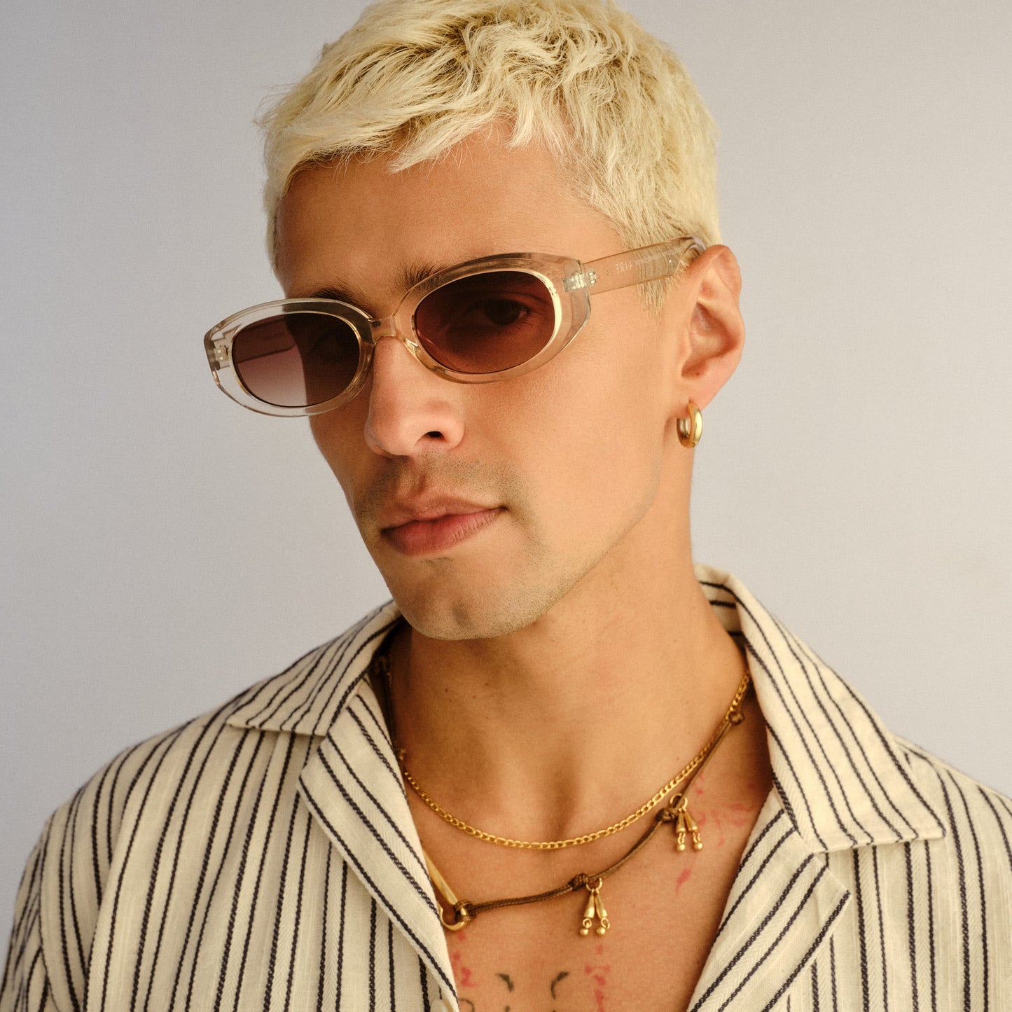 Affinity Sand Uni-Sex Oval Sunglasses | Aire