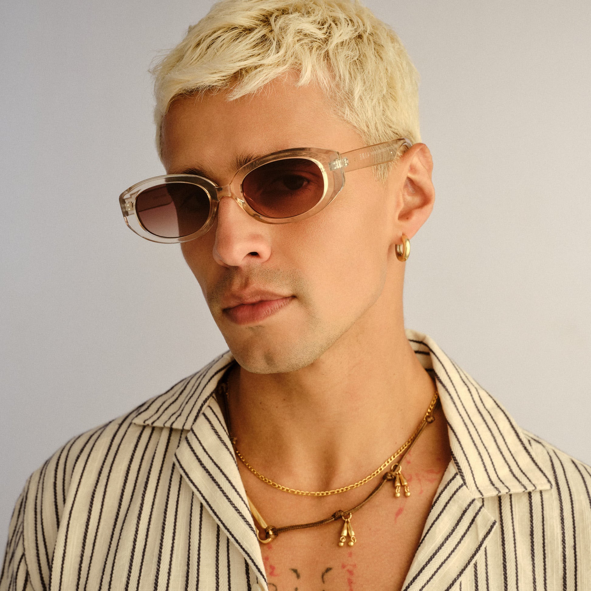 Affinity Sand Uni-Sex Oval Sunglasses | Aire