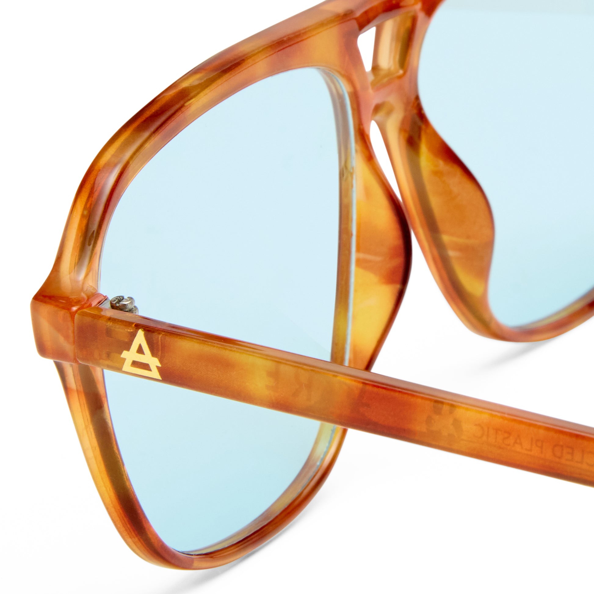 Monoceros Vintage Tort Uni-Sex Aviator Sunglasses | Aire