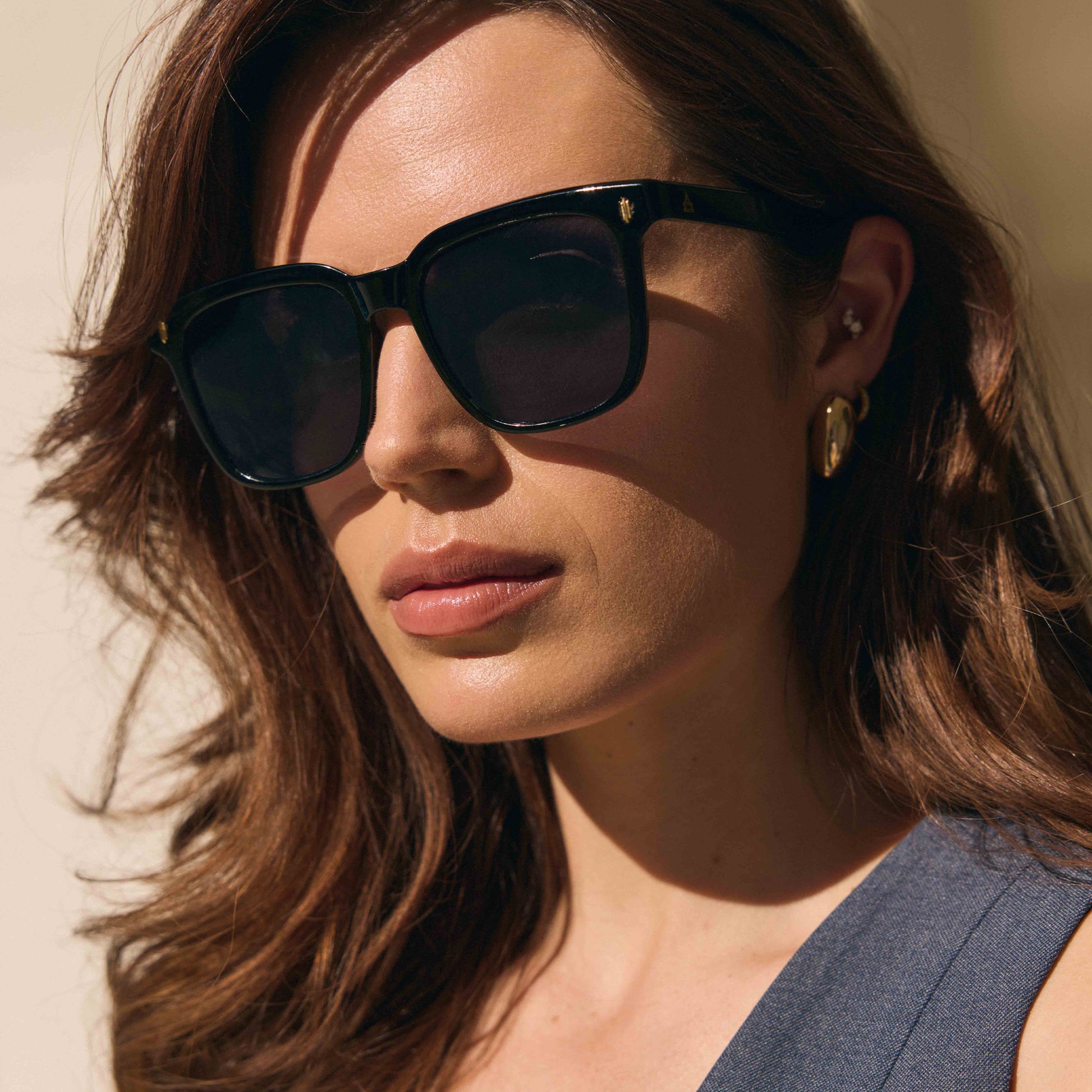 Lunar Black Uni-Sex Rectangle Sunglasses | Aire