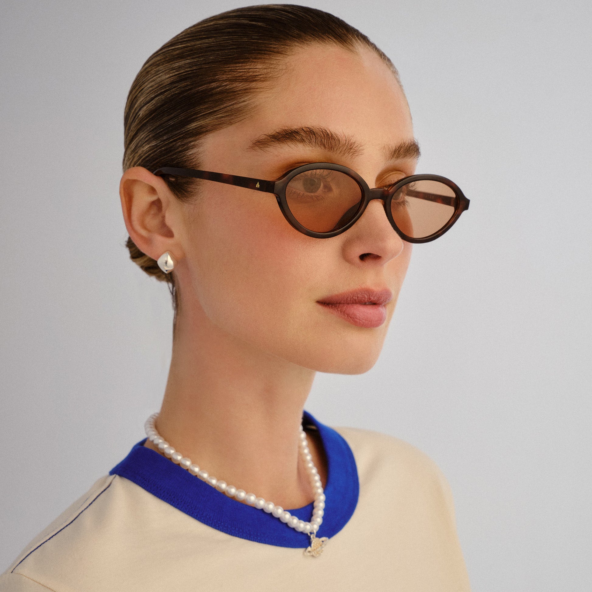 Pyxis Dark Tort Female Oval Sunglasses | Aire
