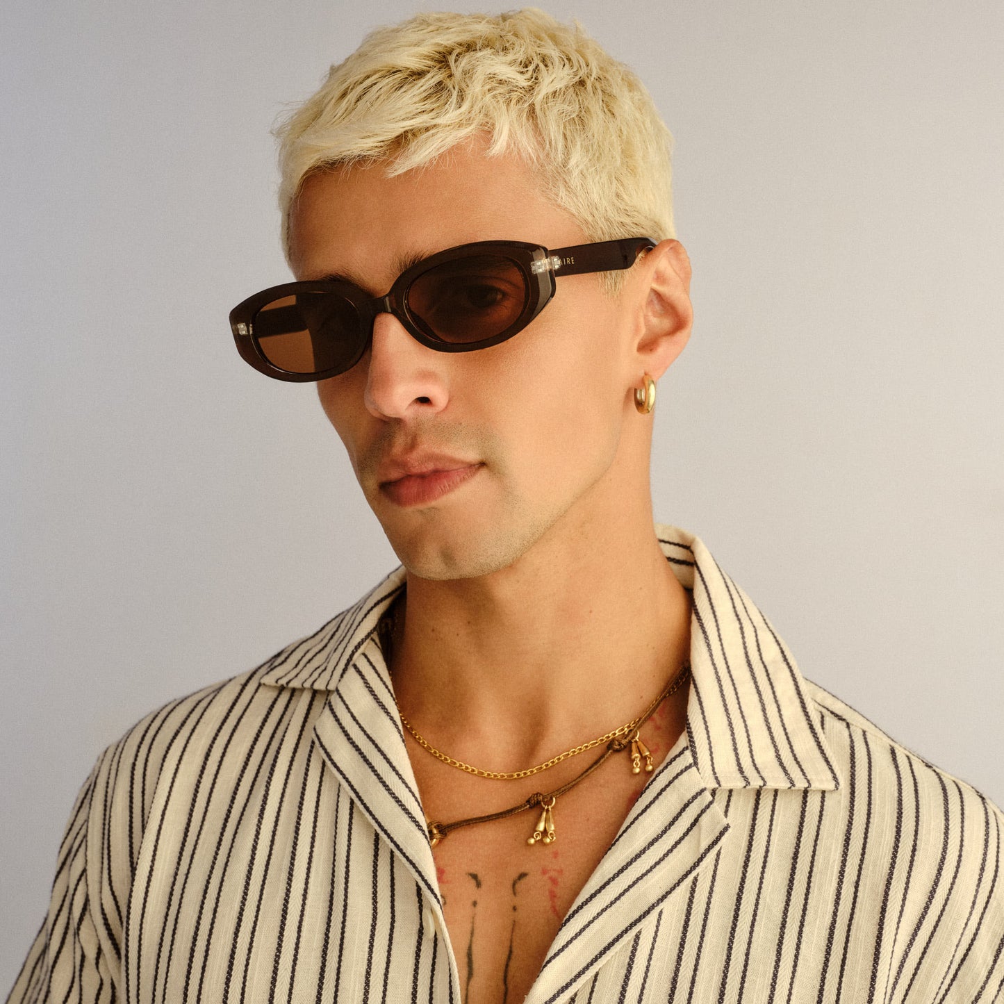 Affinity Chocolate Uni-Sex Oval Sunglasses | Aire