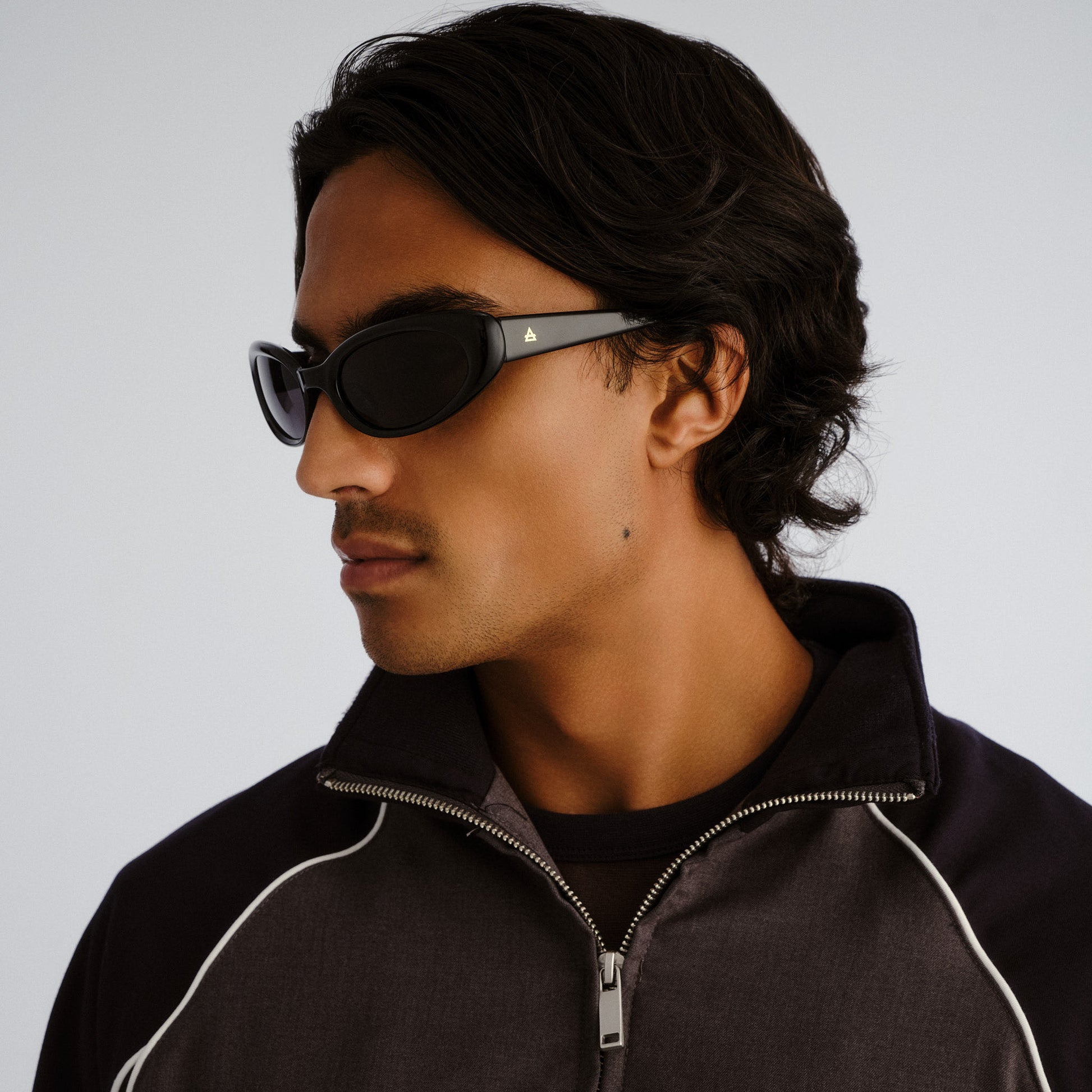Nimbus Black Uni-Sex Wrap Sunglasses | Aire