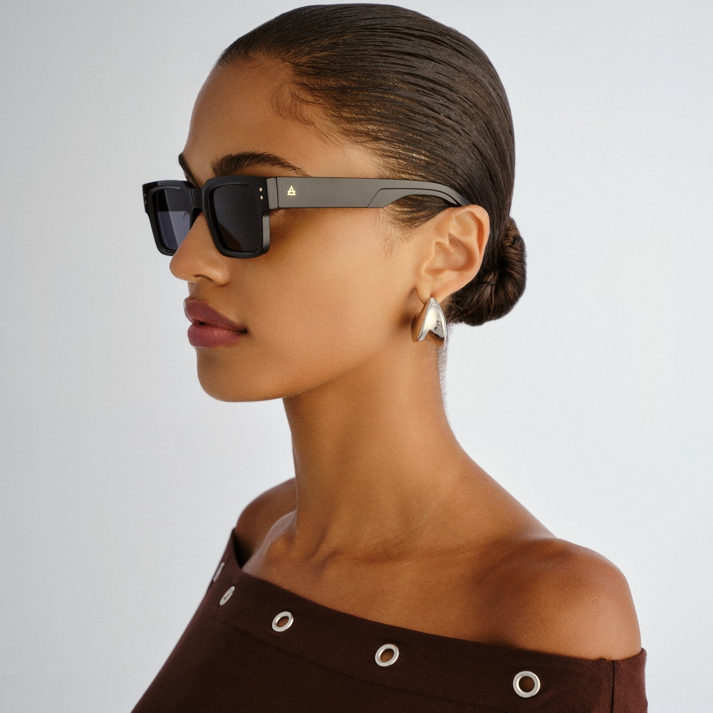 Aeron Black Uni-Sex Rectangle Sunglasses | Aire