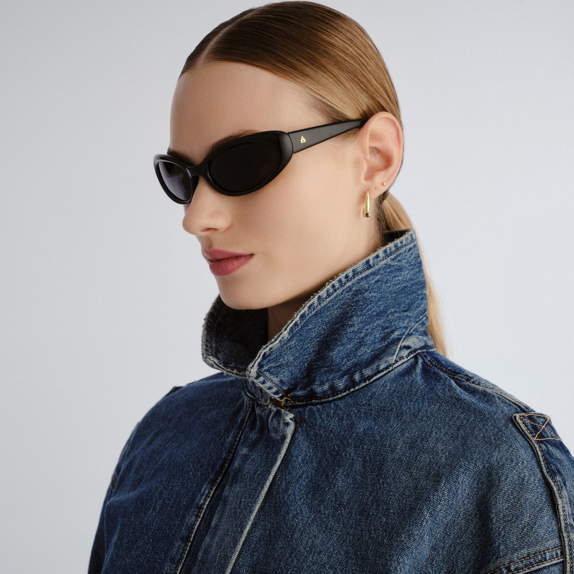 Nimbus Black Uni-Sex Wrap Sunglasses | Aire