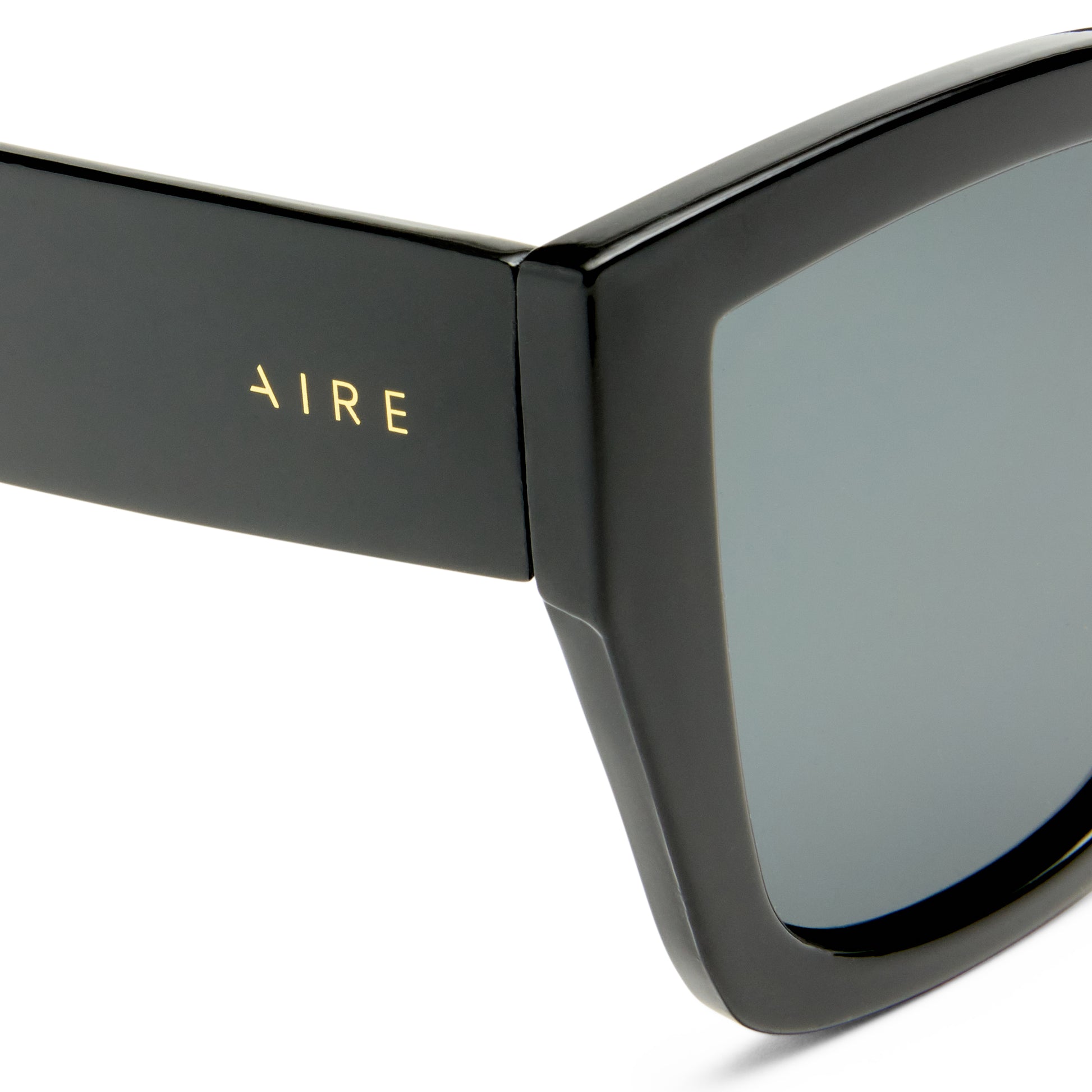 Haedus Black Female Cat-Eye Sunglasses | Aire